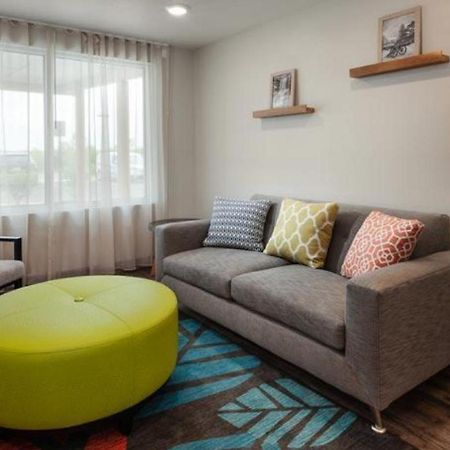 Woodspring Suites Columbus Urbancrest Гров Сити Экстерьер фото